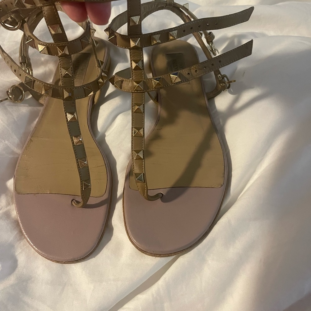Valentino rock studied sandal gliders size 9